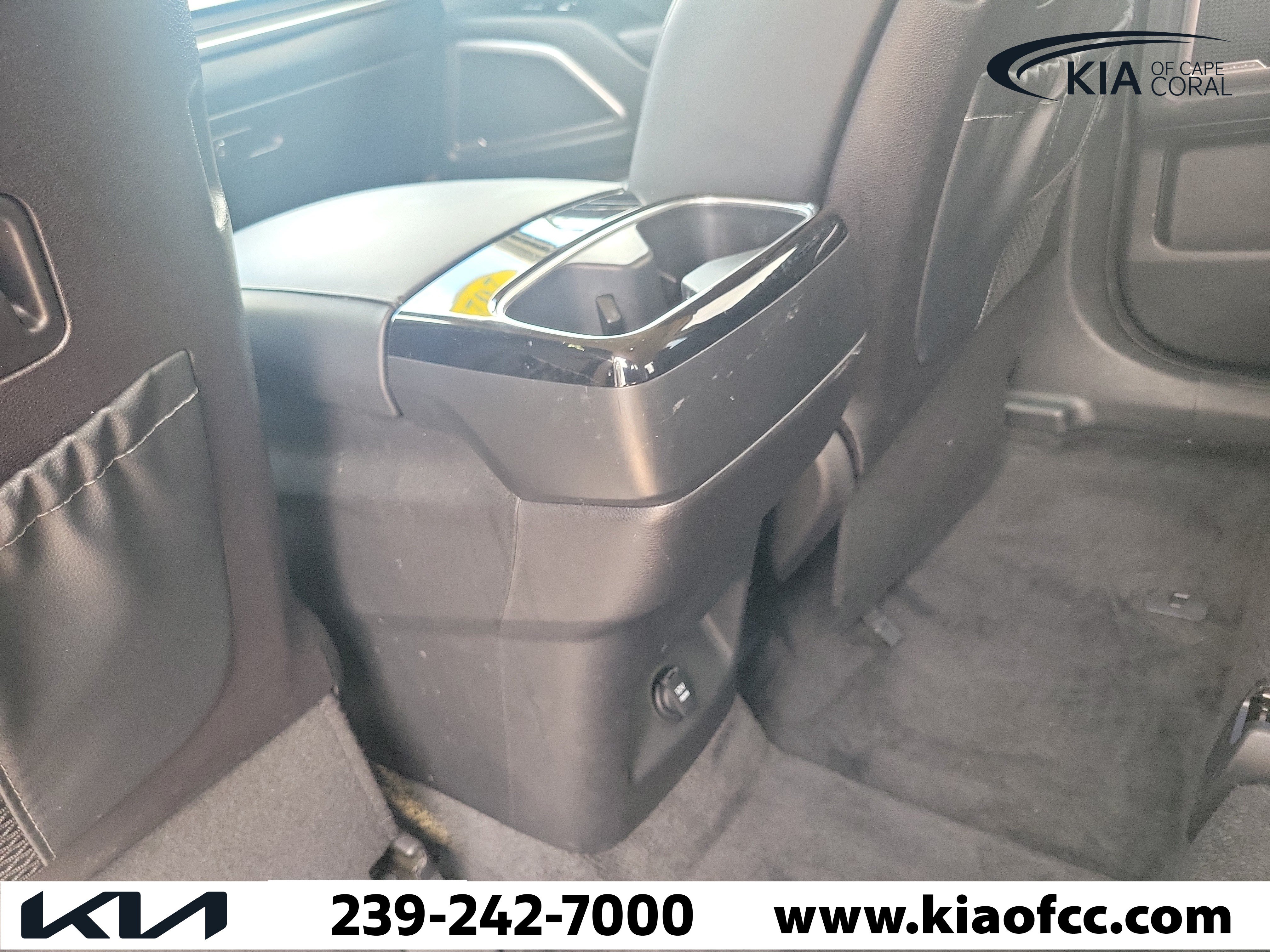 Certified 2025 Kia Telluride S AWD/4WD image 17