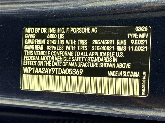 Used 2026 Porsche Cayenne AWD/4WD image 27