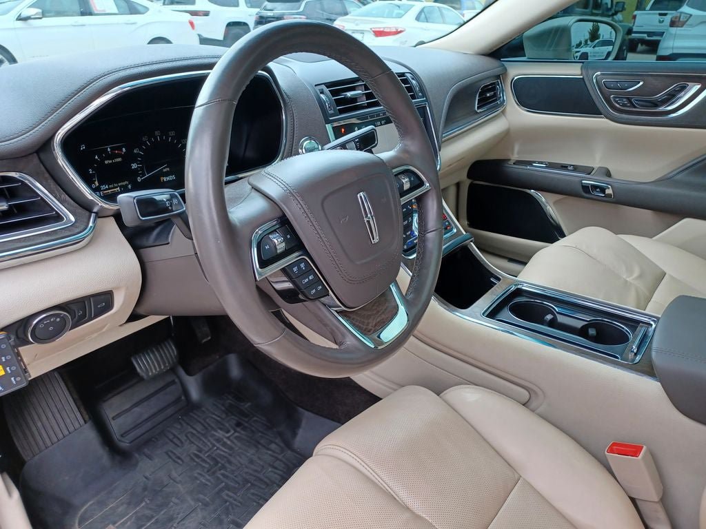 Used 2017 Lincoln Continental Reserve w/ Climate Package AWD/4WD image 12