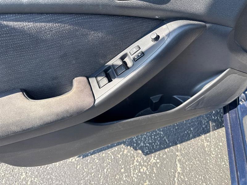 Used 2011 Nissan Altima 2.5 S FWD image 13