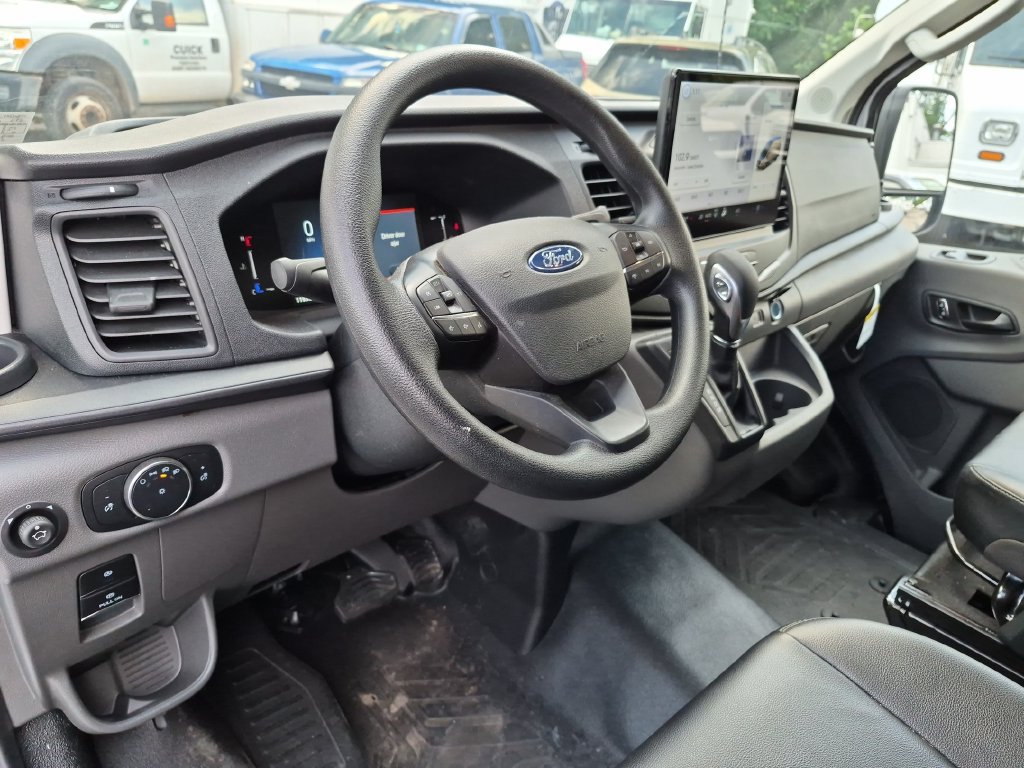 New 2026 Ford Transit 350 Low Roof w/ Load Area Protection Package RWD image 25