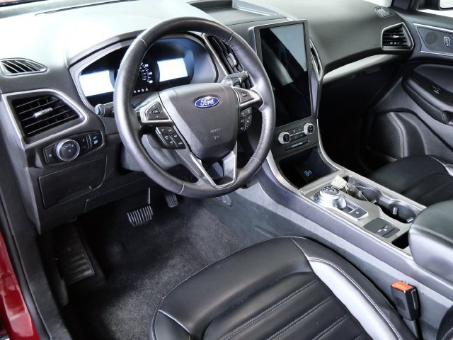 Certified 2024 Ford Edge SEL w/ Convenience Package AWD/4WD image 4