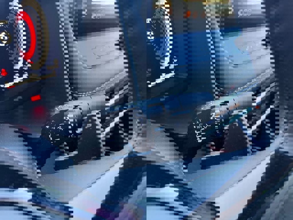 Certified 2025 Nissan Rogue SL image 20