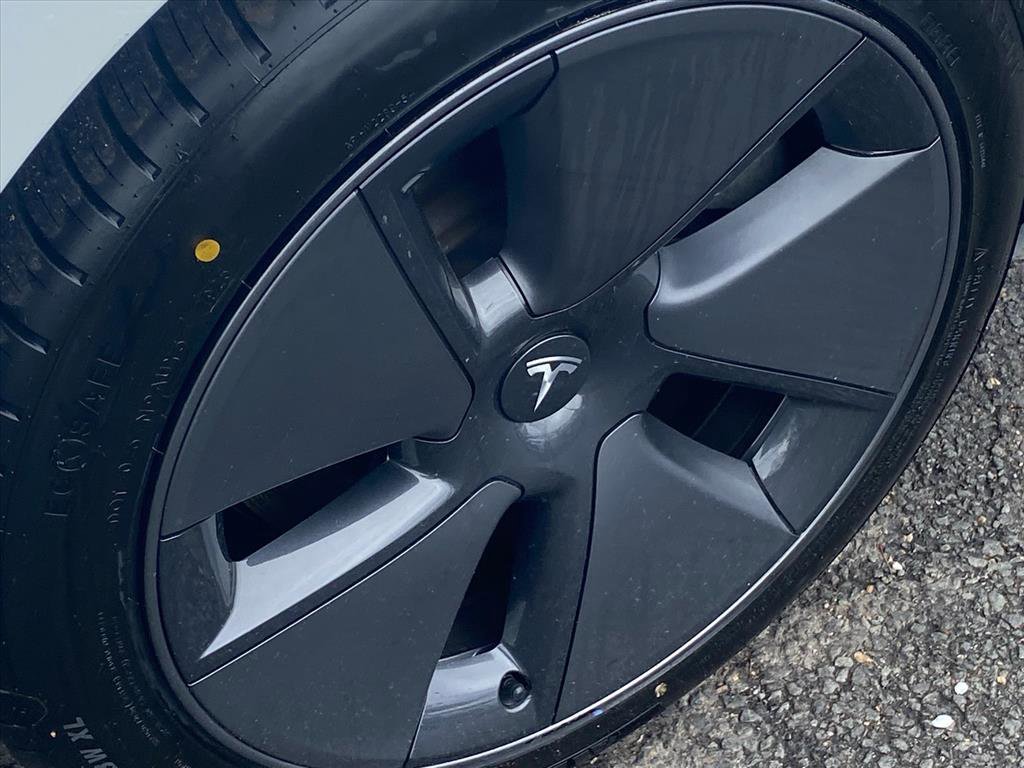 Used 2023 Tesla Model 3 Standard Range image 21