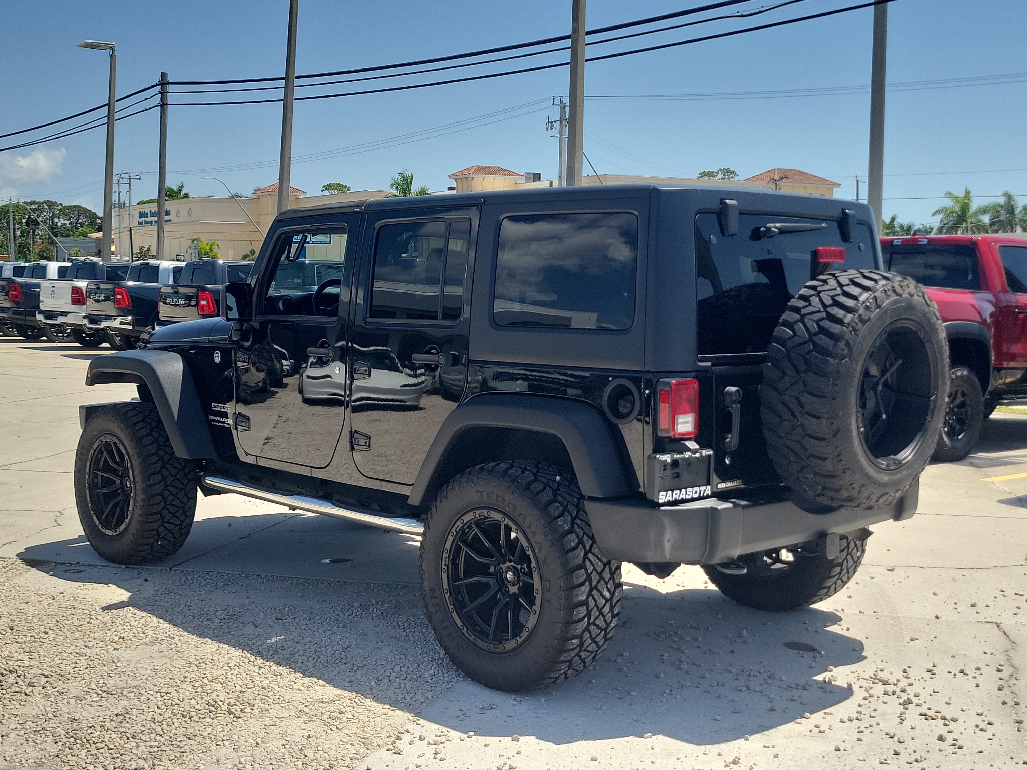 Used 2018 Jeep Wrangler Unlimited Sport S AWD/4WD image 4
