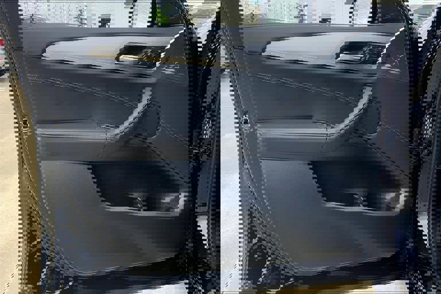 Used 2023 BMW X4 M40i w/ Premium Package image 25