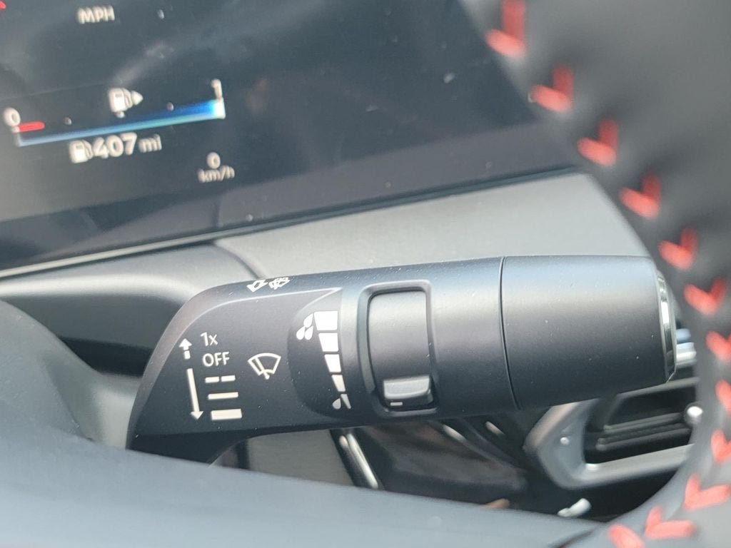 New 2026 Nissan Sentra SR w/ SR Premium Package FWD image 17