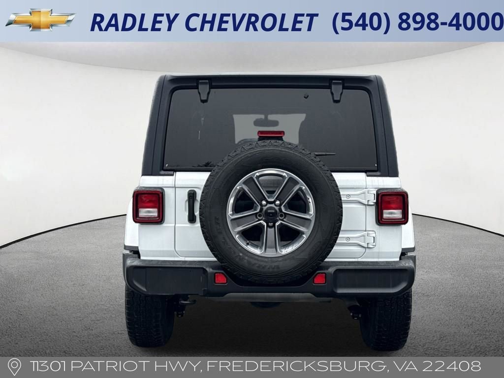 Used 2022 Jeep Wrangler Unlimited Sahara w/ Cold Weather Group image 19