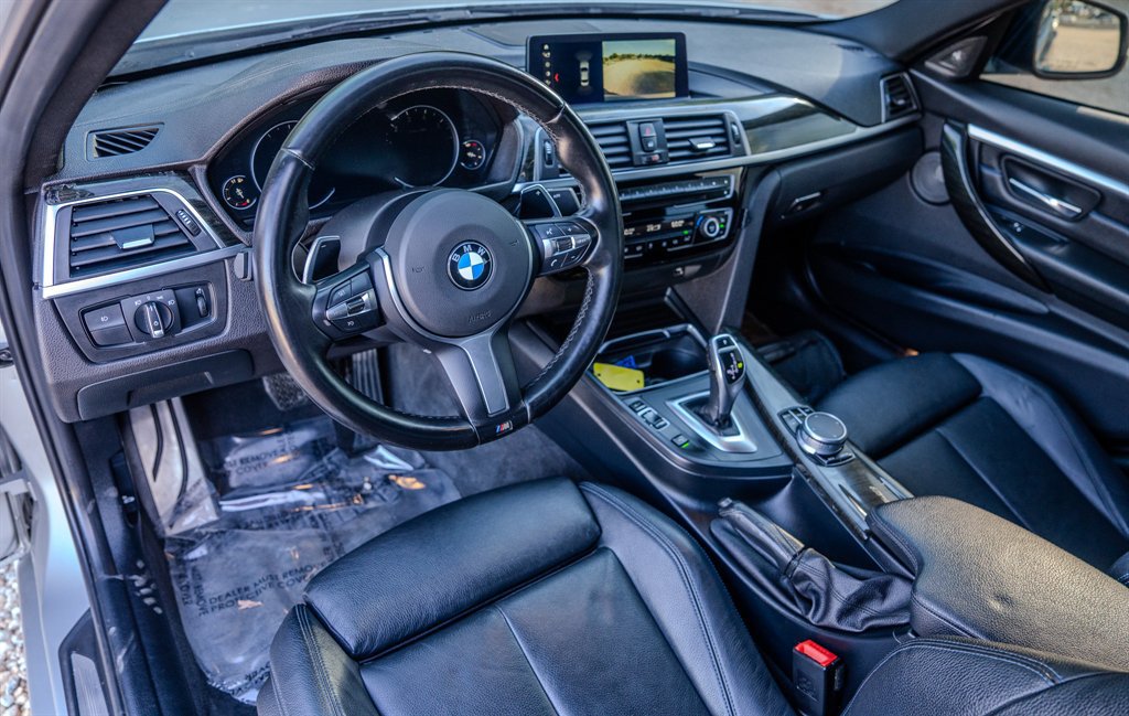 Used 2018 BMW 340i xDrive Sedan w/ Premium Package Essential AWD/4WD image 14