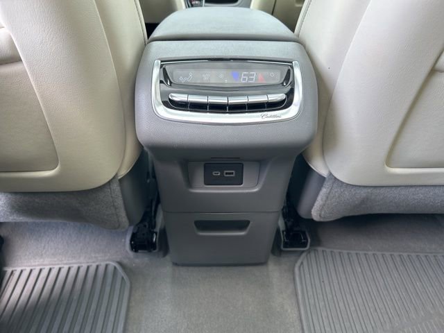 Used 2021 Cadillac XT6 Premium Luxury image 23