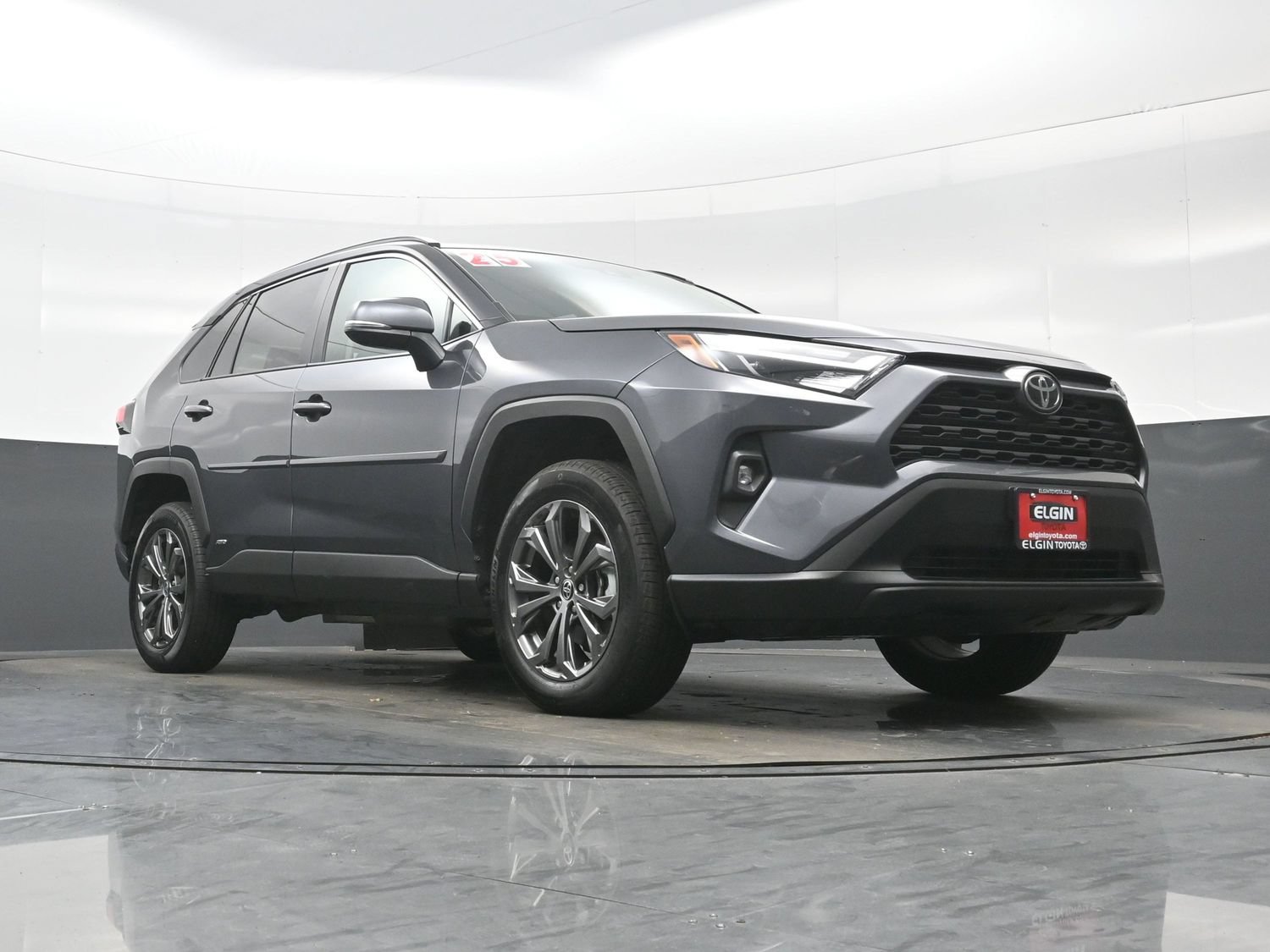 Used 2025 Toyota RAV4 XLE Premium w/ Weather Package AWD/4WD image 28