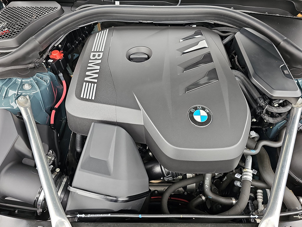 Used 2025 BMW 530i RWD image 31