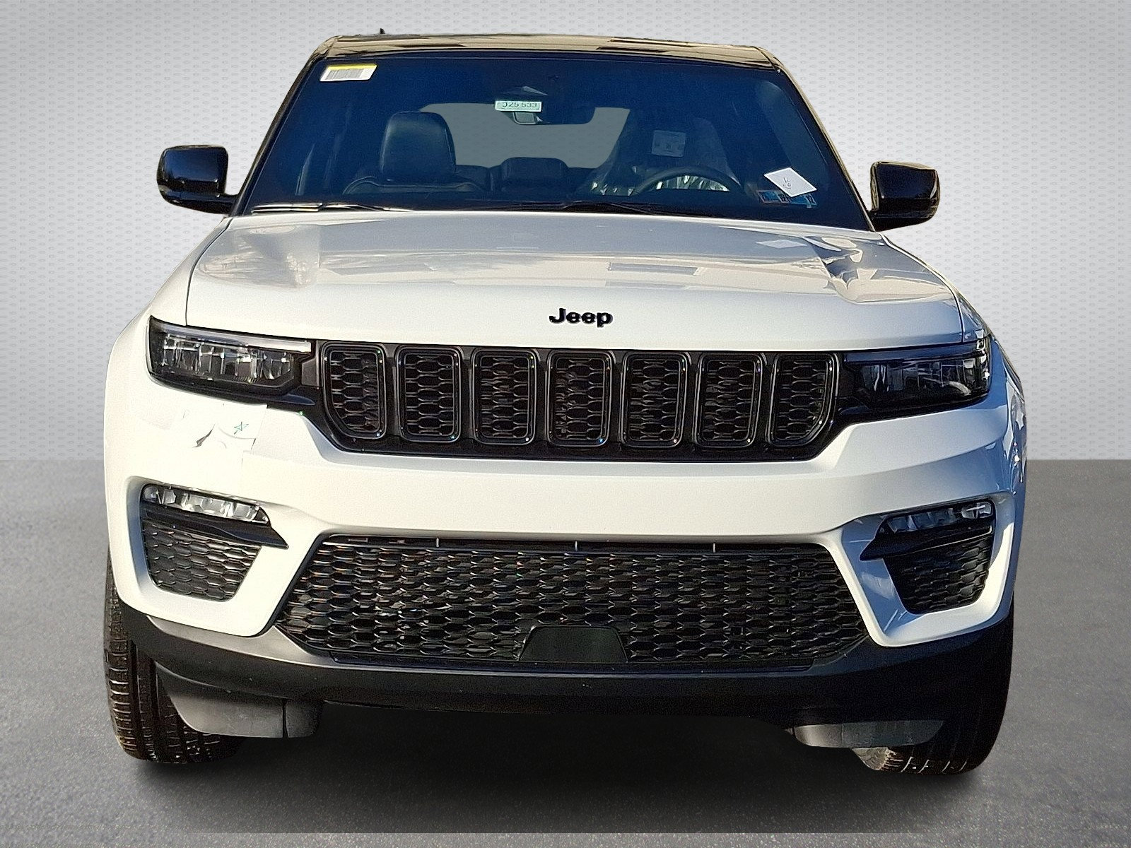 New 2025 Jeep Grand Cherokee Limited image 2