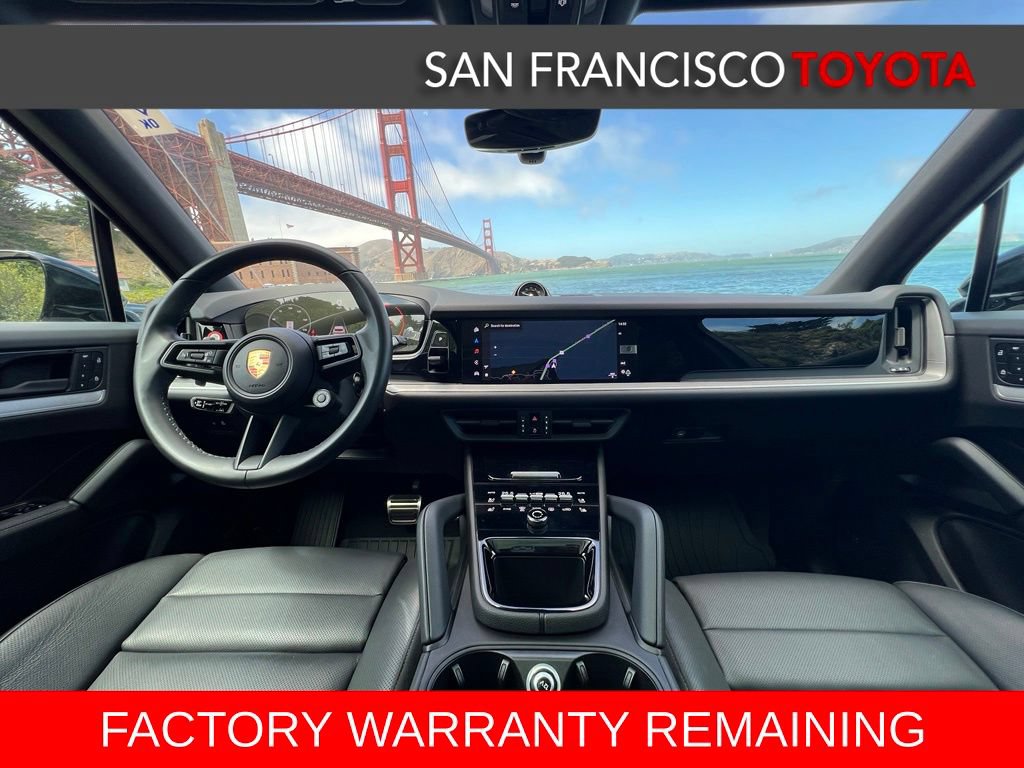 Used 2024 Porsche Cayenne S AWD/4WD image 24