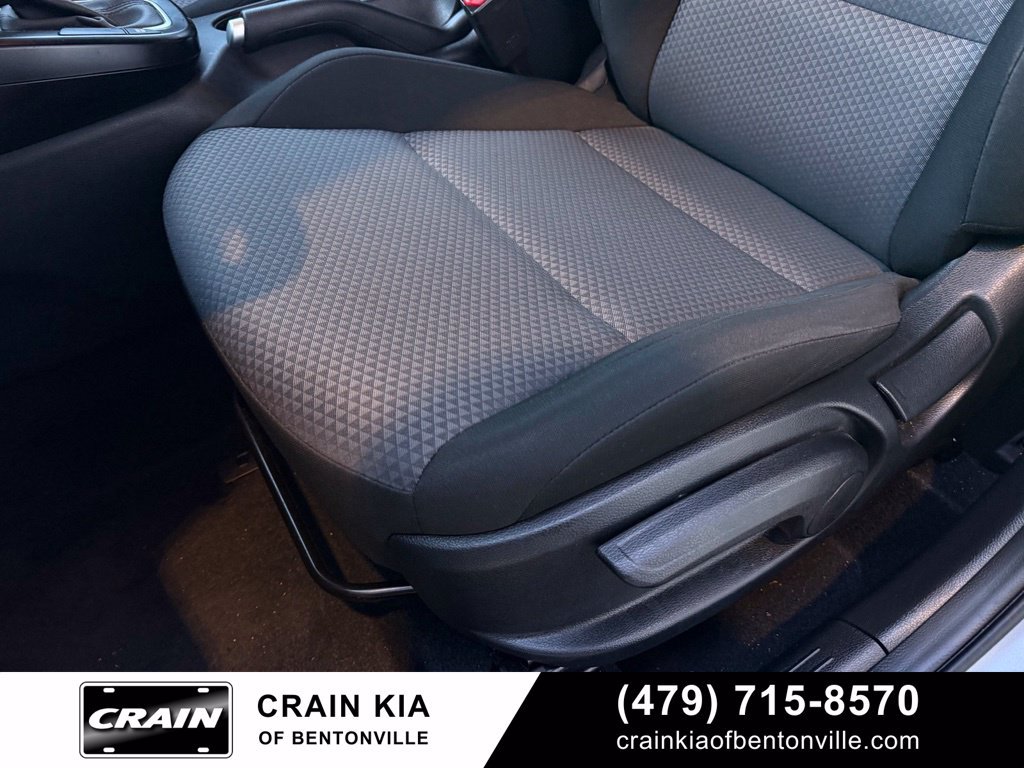 Certified 2025 Kia Soul LX w/ LX Technology Package FWD image 24