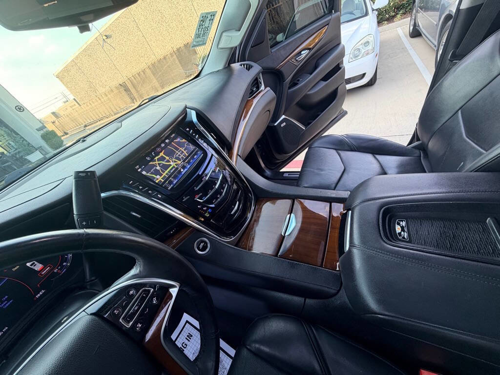 Used 2017 Cadillac Escalade Luxury RWD image 14
