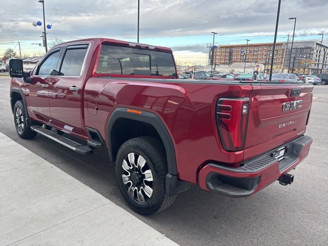 Used 2024 GMC Sierra 3500 Denali w/ Technology Package image 5