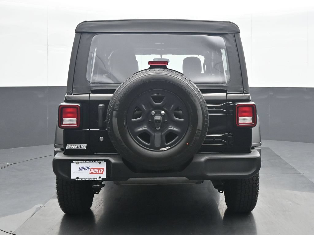 Used 2022 Jeep Wrangler Unlimited Sport AWD/4WD image 5