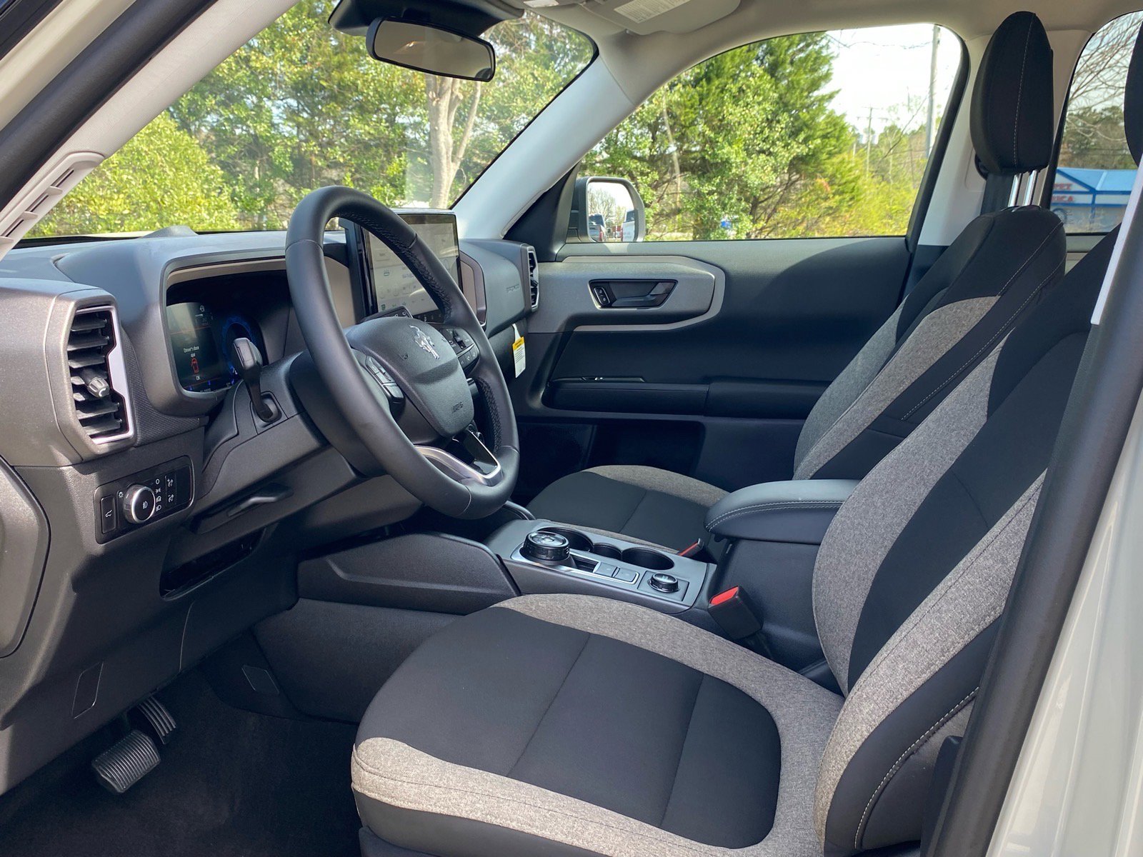 Used 2025 Ford Bronco Sport Big Bend w/ Convenience Package image 14