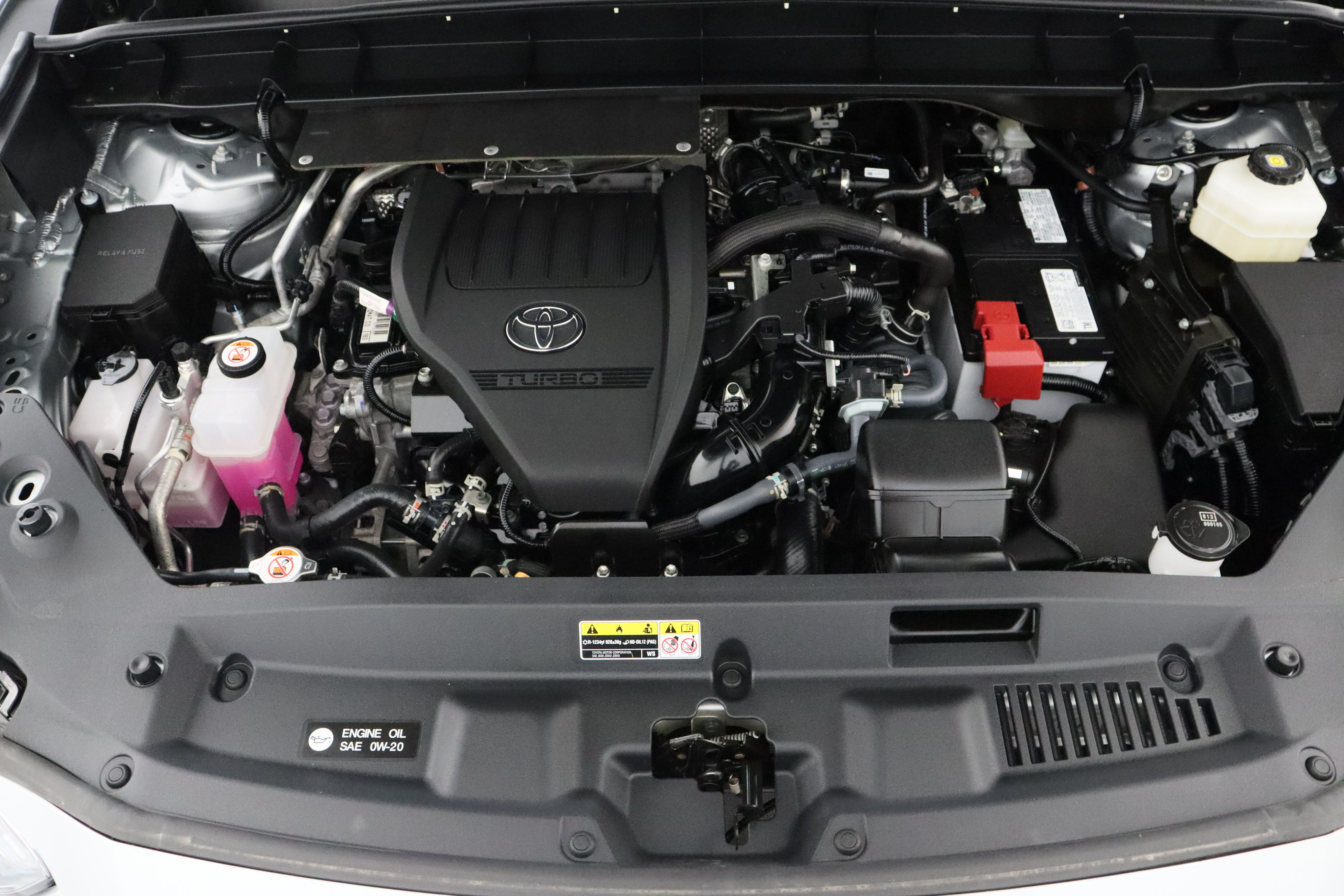 Certified 2025 Toyota Highlander LE FWD image 40