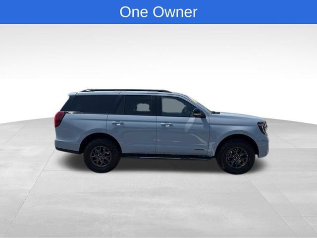Used 2025 Ford Expedition Tremor AWD/4WD image 4