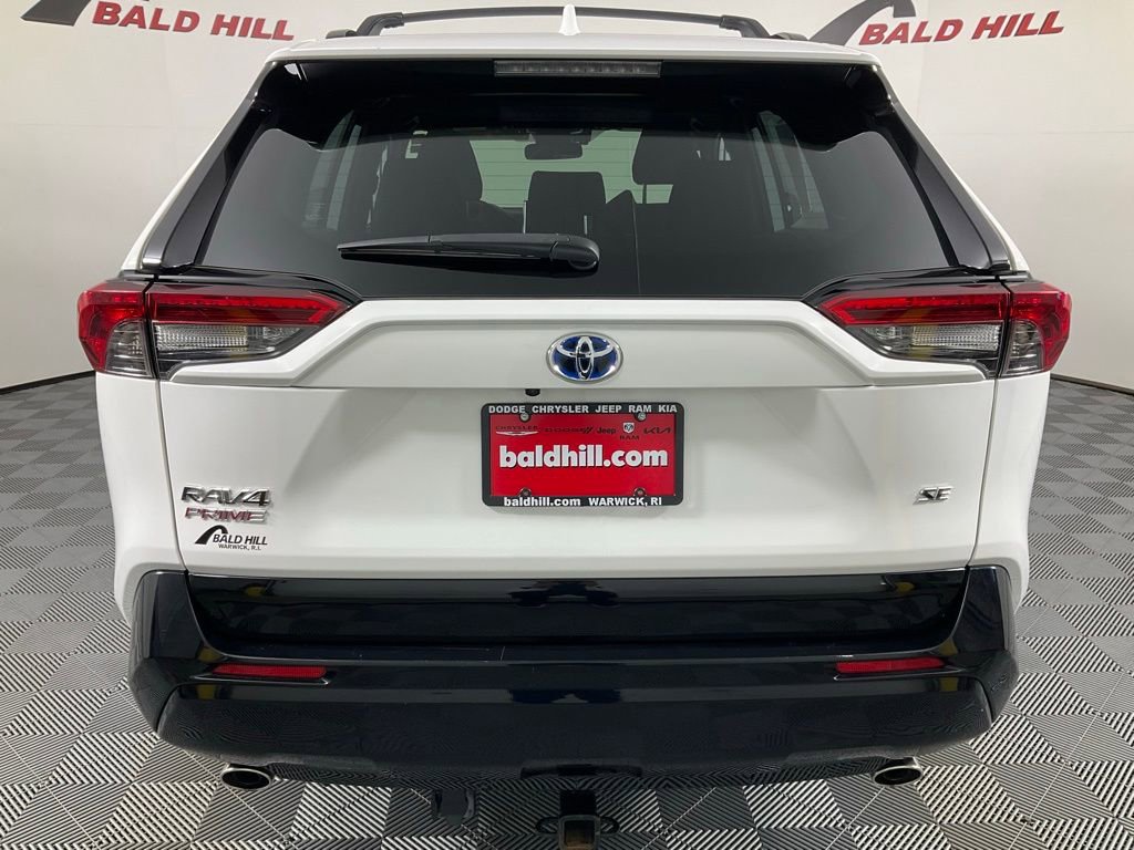 Used 2023 Toyota RAV4 SE image 5
