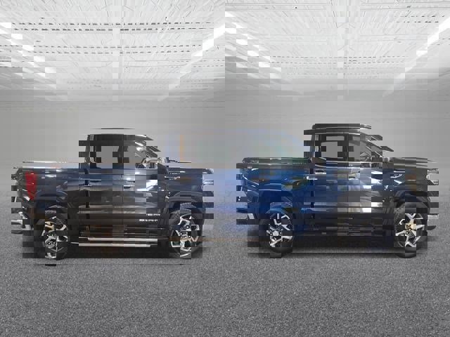 Used 2023 GMC Sierra 1500 SLT w/ SLT Premium Package image 5