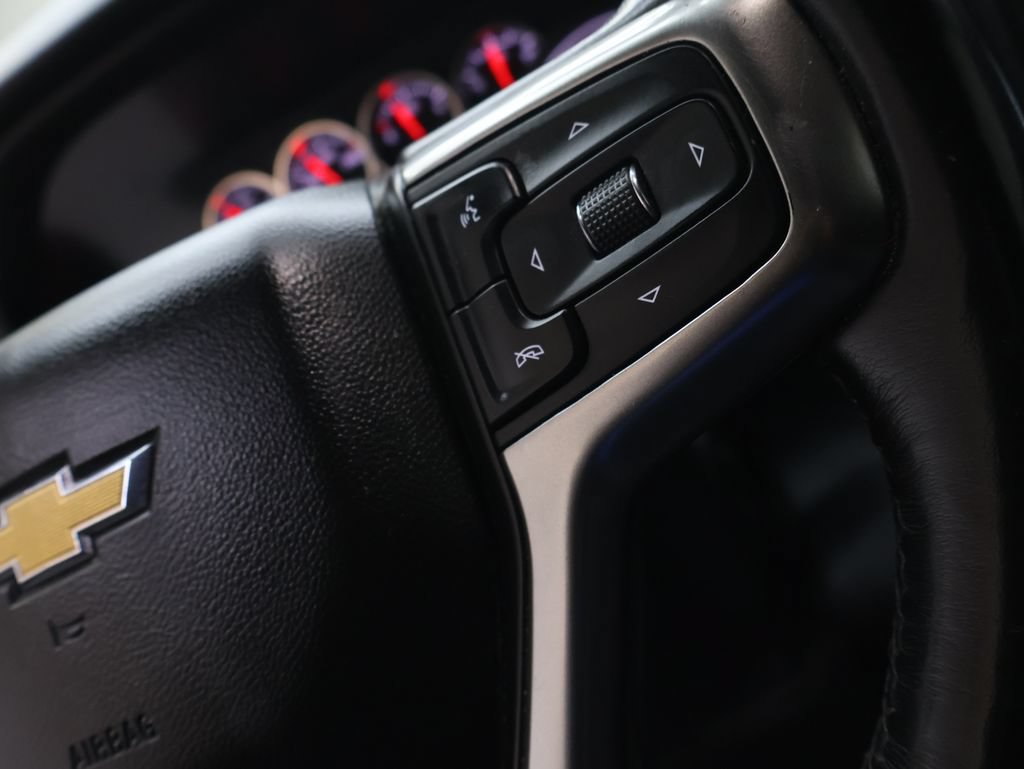 Used 2022 Chevrolet Silverado 1500 LT AWD/4WD image 20