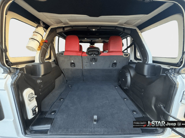 Used 2024 Jeep Wrangler Unlimited Rubicon 392 AWD/4WD image 34