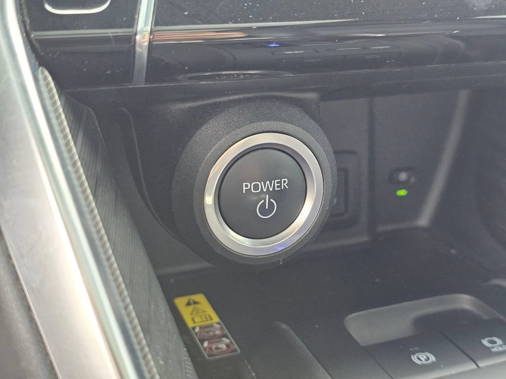 Certified 2024 Toyota Venza Nightshade AWD/4WD image 28