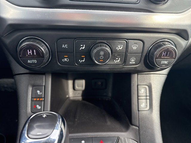 Used 2018 GMC Acadia SLT image 27