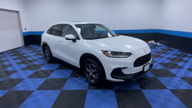 Certified 2024 Honda HR-V EX-L image 2