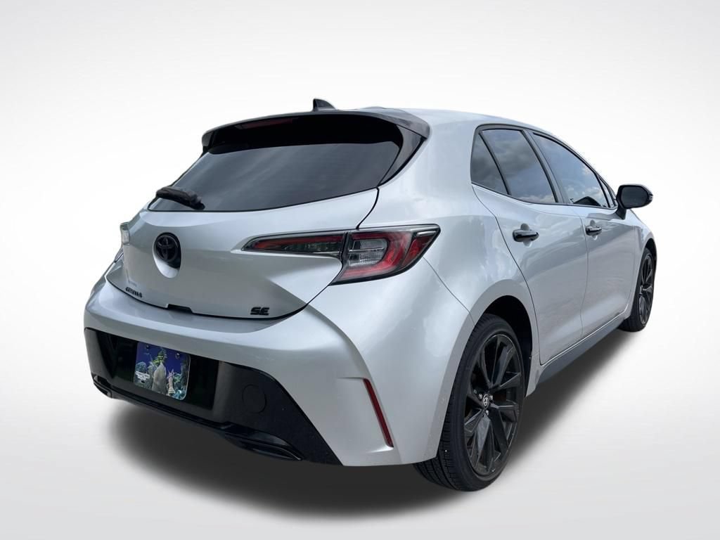 Used 2021 Toyota Corolla Hatchback FWD image 6