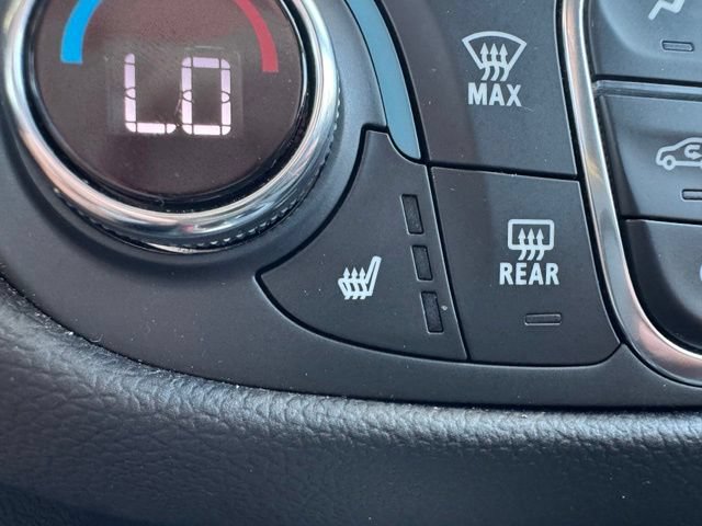Used 2023 Chevrolet Equinox LT FWD image 11