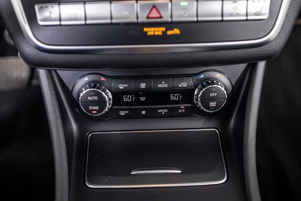 Used 2019 Mercedes-Benz GLA 250 4MATIC image 31