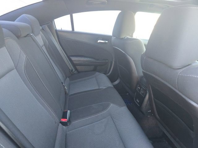 Used 2016 Dodge Charger SXT w/ Blacktop Package image 9