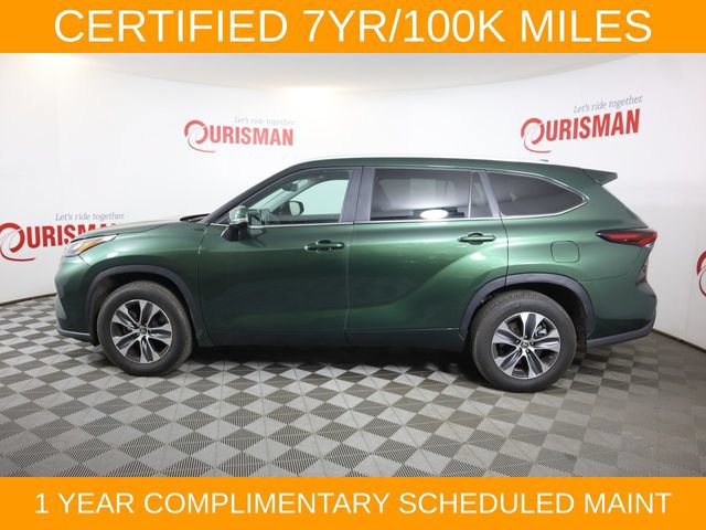 Used 2024 Toyota Highlander XLE FWD image 12
