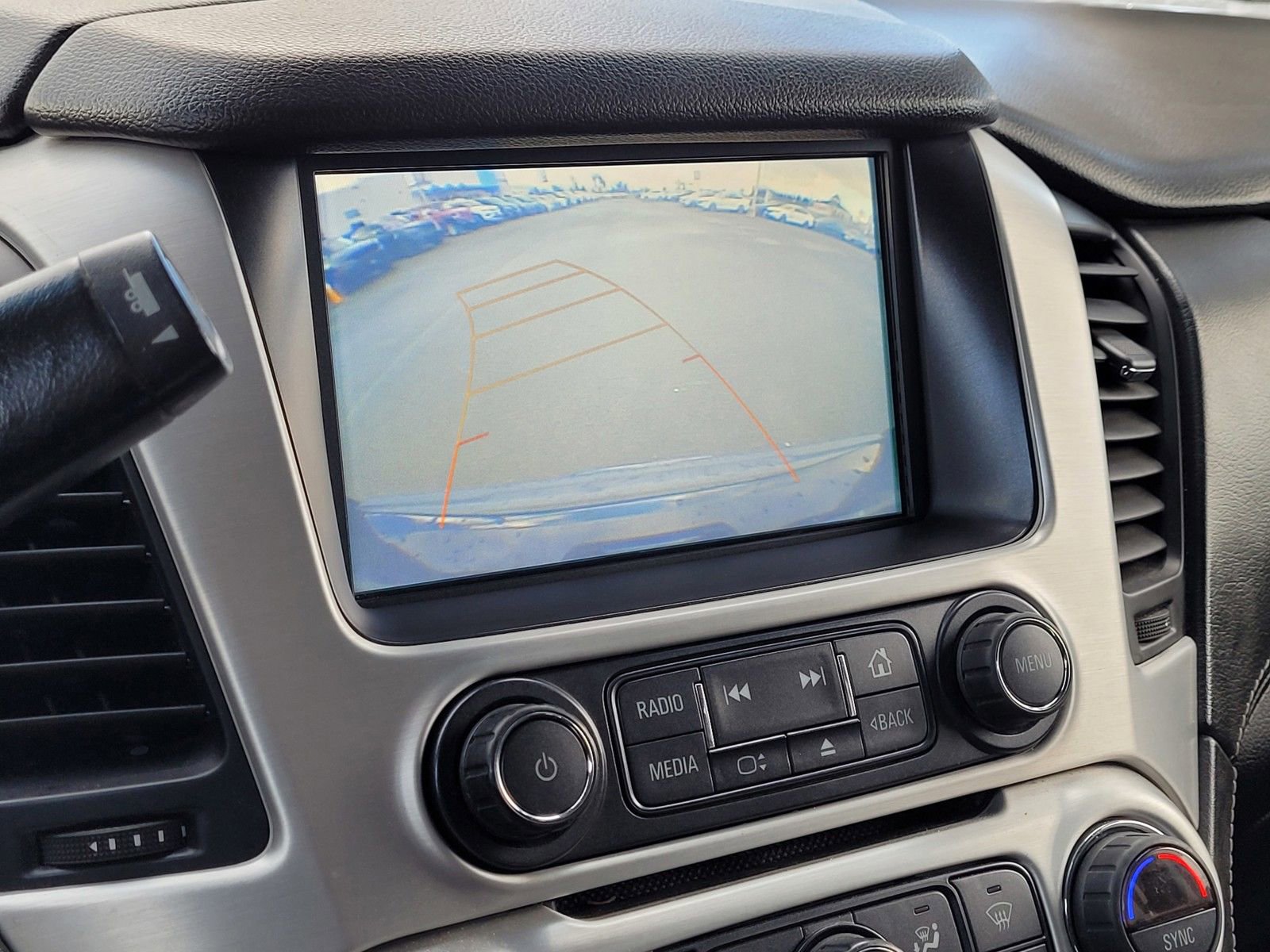 Used 2019 GMC Yukon XL SLT w/ Graphite Performance Edition image 26