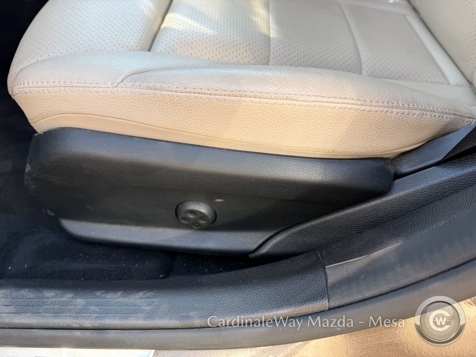 Used 2016 Mercedes-Benz C 300 Sedan image 12