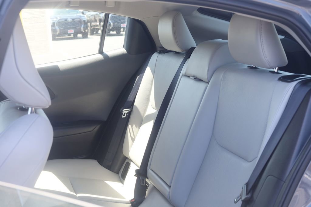 Used 2025 Toyota Prius XLE AWD/4WD image 29