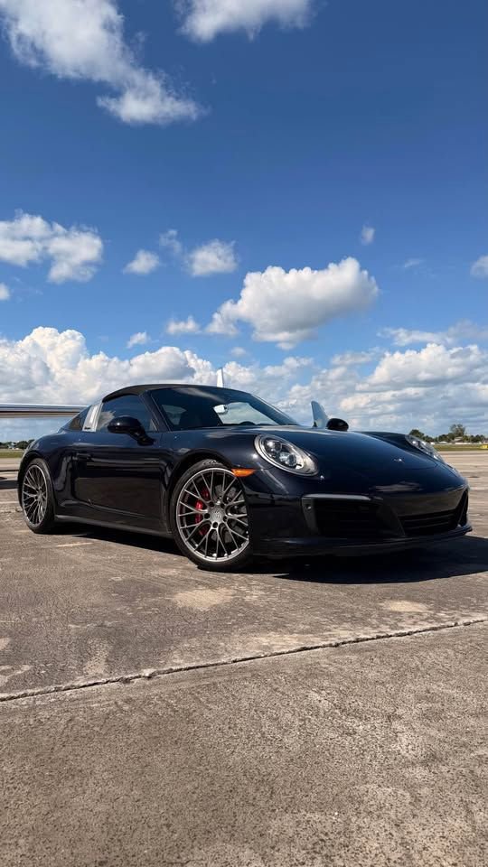 Used 2017 Porsche 911 Targa 4S image 4