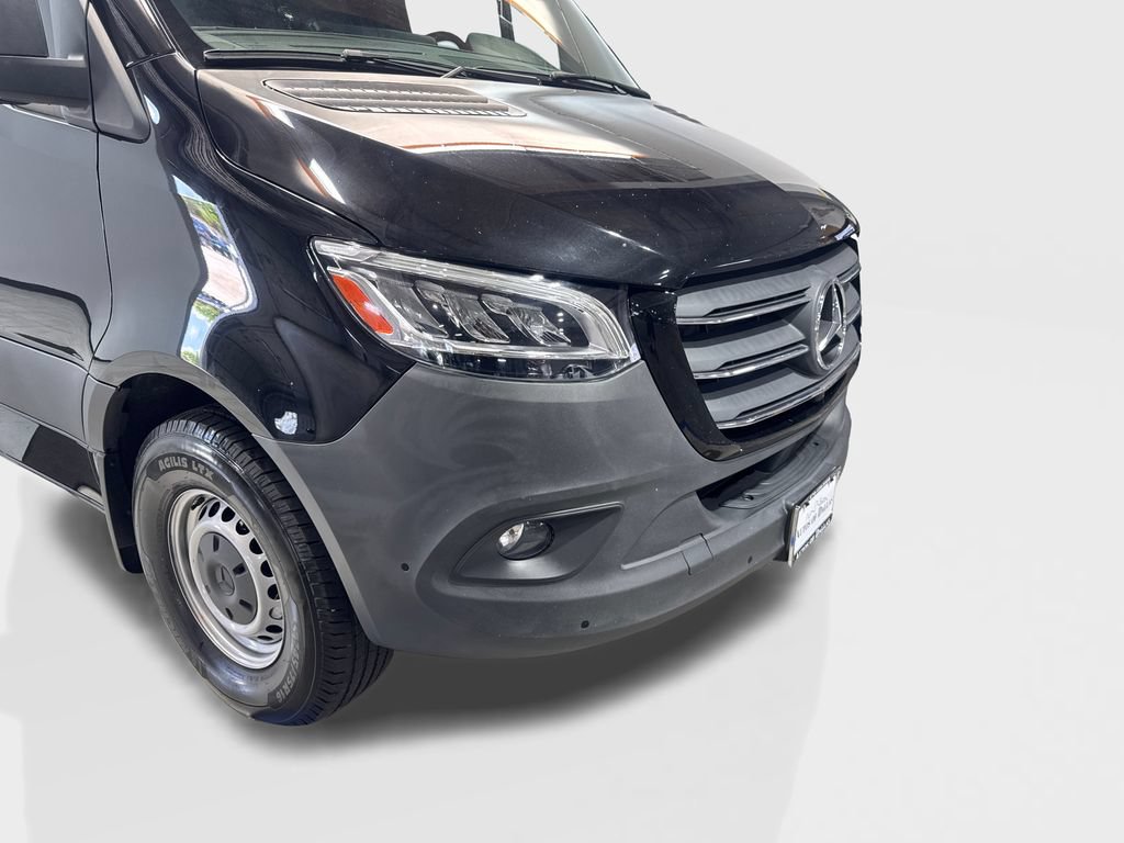Used 2024 Mercedes-Benz Sprinter 2500 image 16