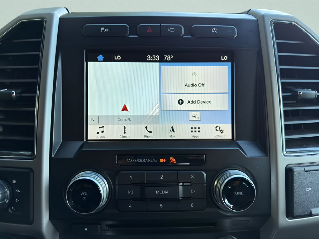 Used 2018 Ford F150 Lariat w/ Equipment Group 502A Luxury AWD/4WD image 17