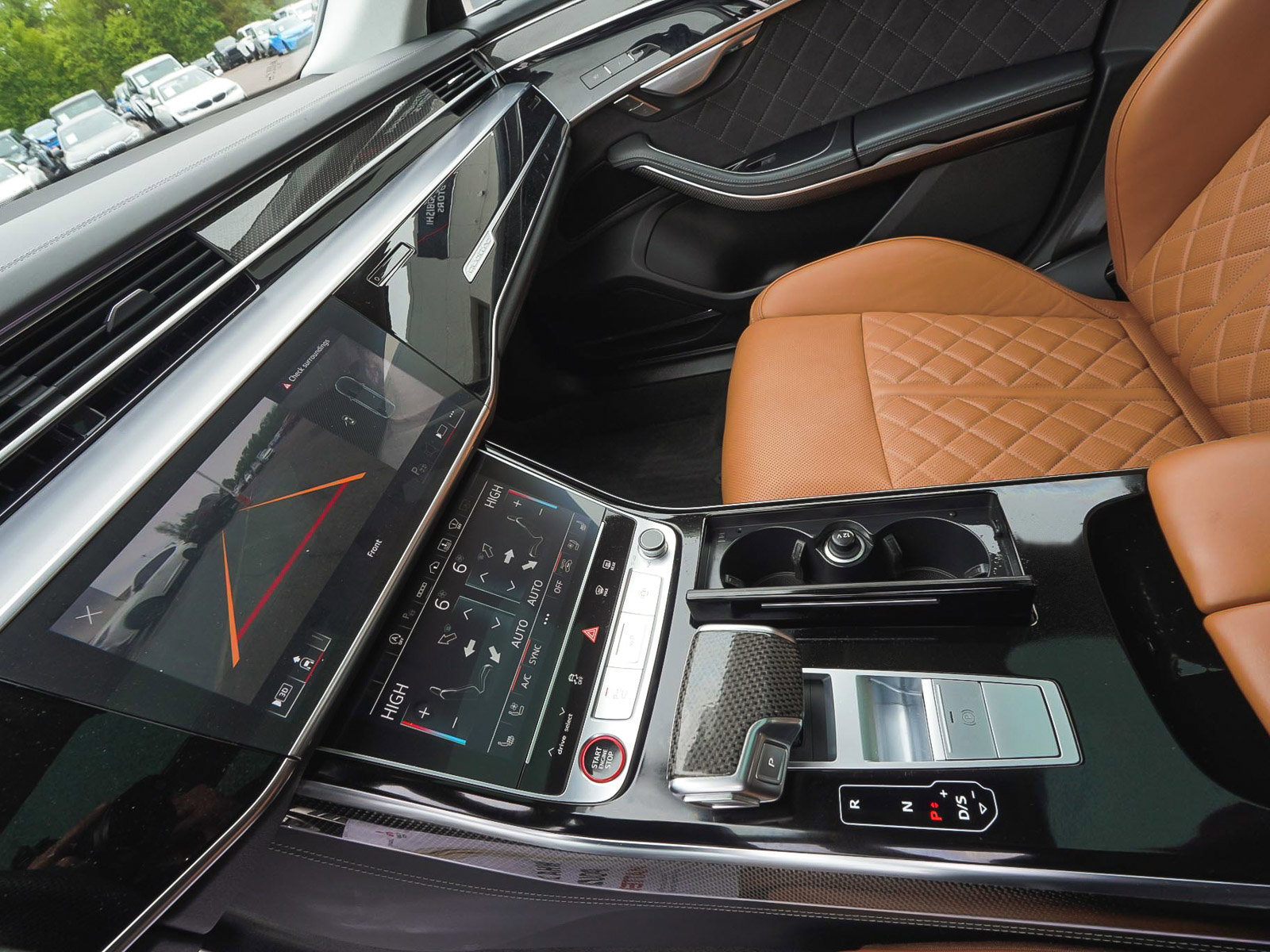 Used 2023 Audi S8 w/ S8 Comfort Plus Package AWD/4WD image 30