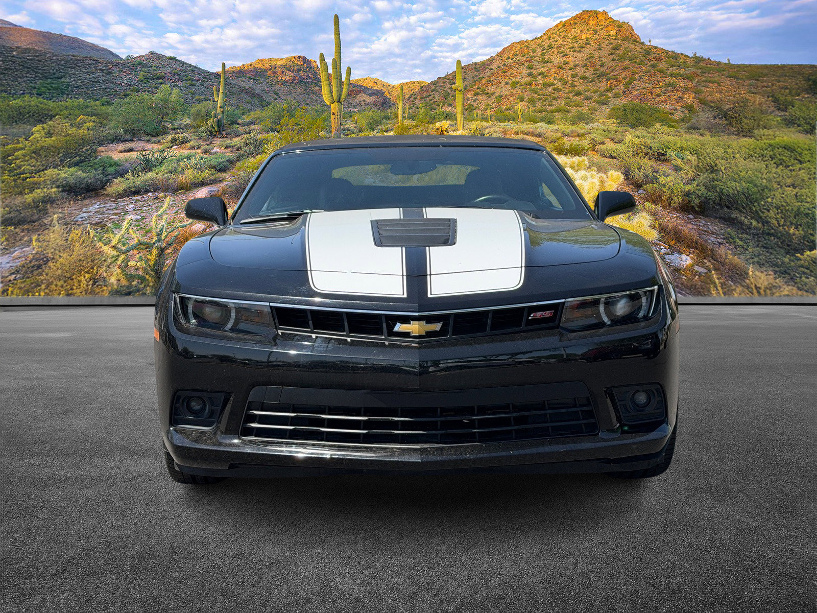 Used 2015 Chevrolet Camaro SS w/ RS Package RWD image 5