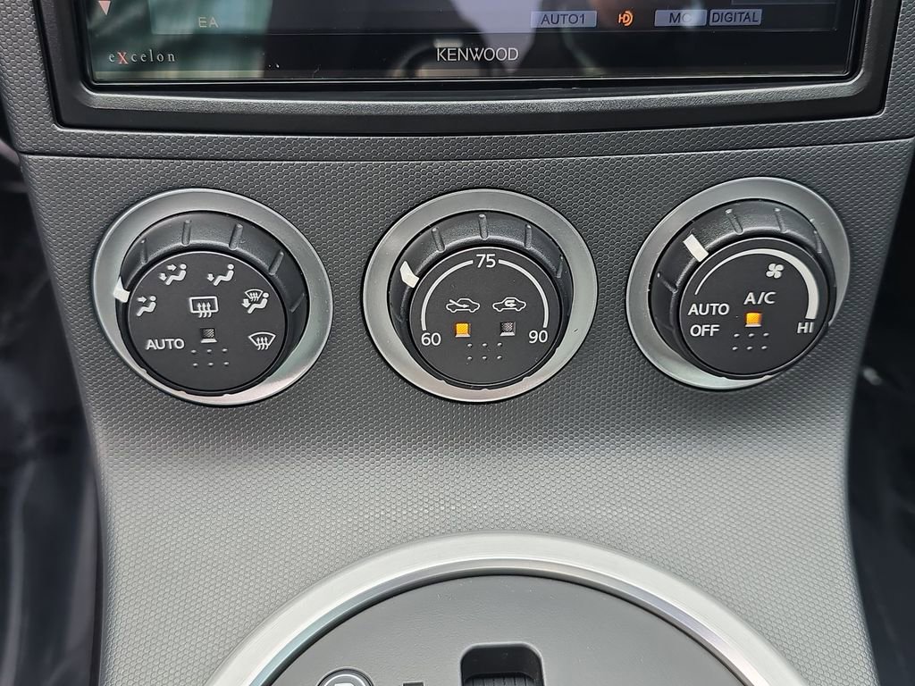 Used 2003 Nissan 350Z Touring image 16