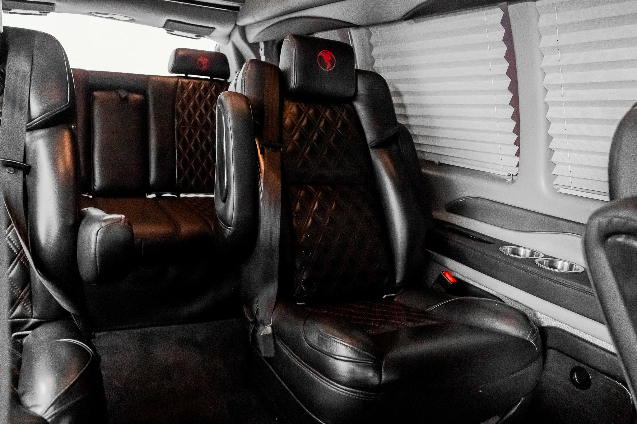 Used 2023 GMC Savana 2500 Conversion Van image 33