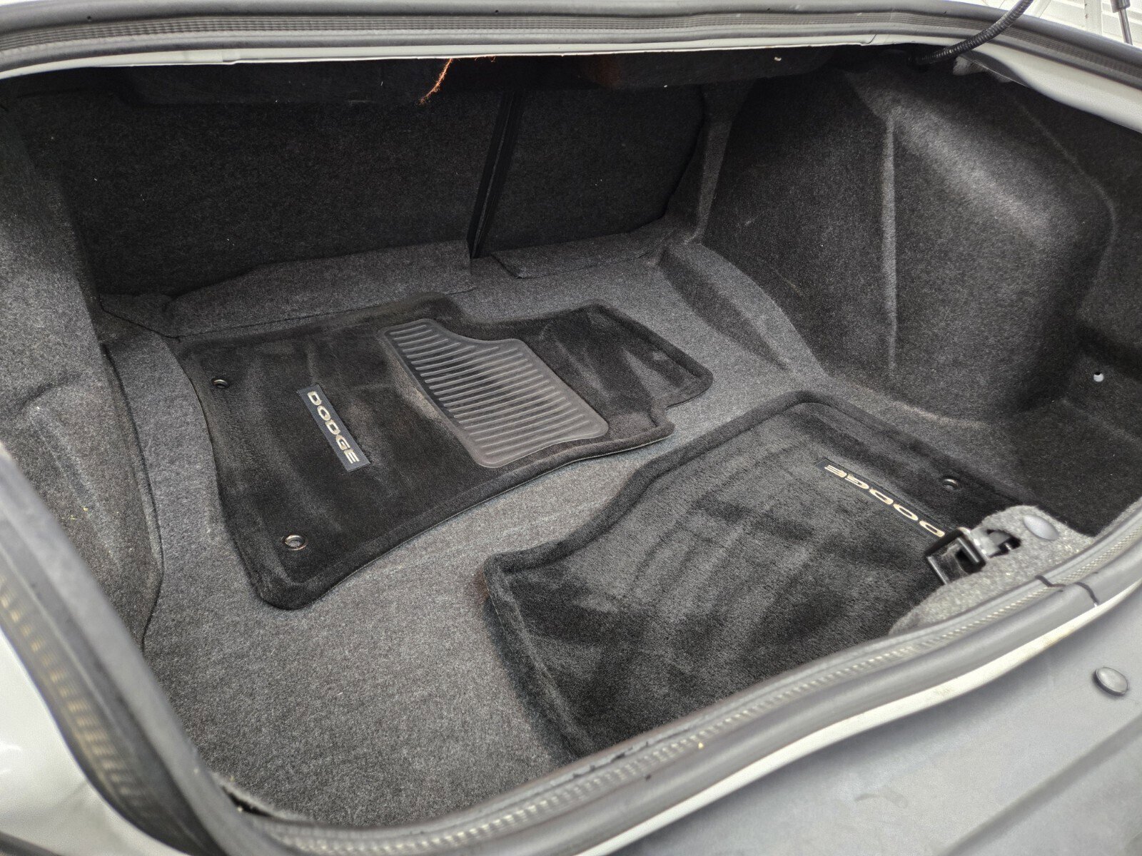 Used 2015 Dodge Challenger SXT Plus RWD image 10
