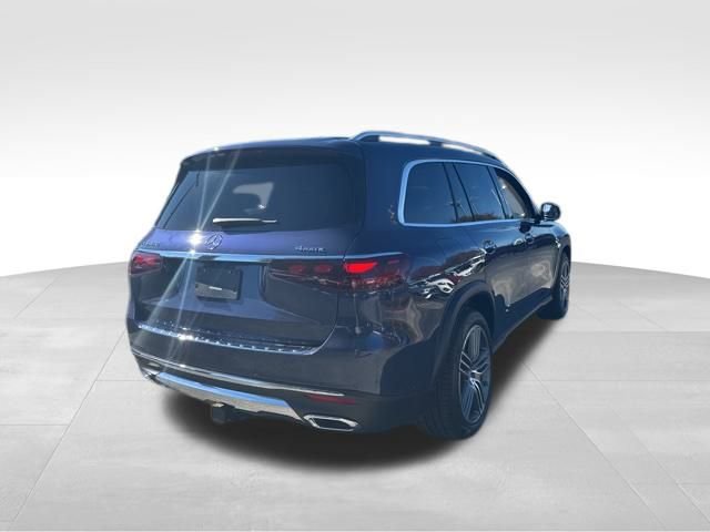 Used 2025 Mercedes-Benz GLS 450 4MATIC image 2