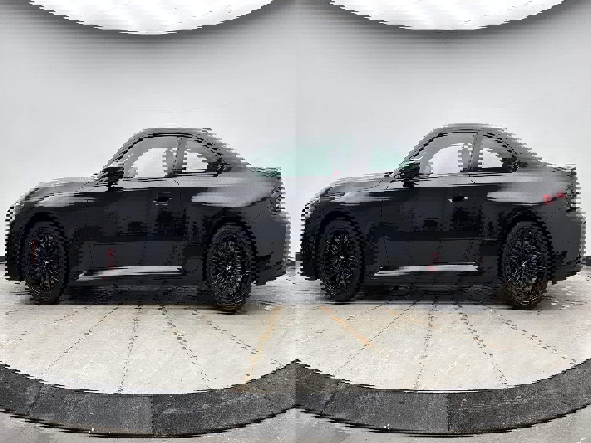 Used 2023 BMW M2 w/ Lighting Package image 2